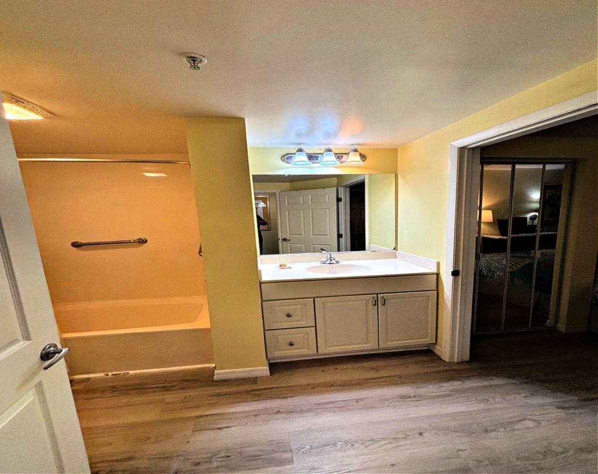 1 Bedroom Direct Oceanfront Condo Wyndham Ocean Walk Resort - Daytona Funland 703 دايتونا بيتش المظهر الخارجي الصورة